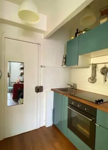 Menilmontant 2 Pers *